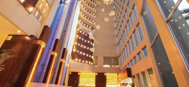 Galo est hospedado no Hilton Colon Guayaquil, localizado em uma regio nobre da cidade litornea no Equador; acomodao quatro estrelas tem estrutura de ponta