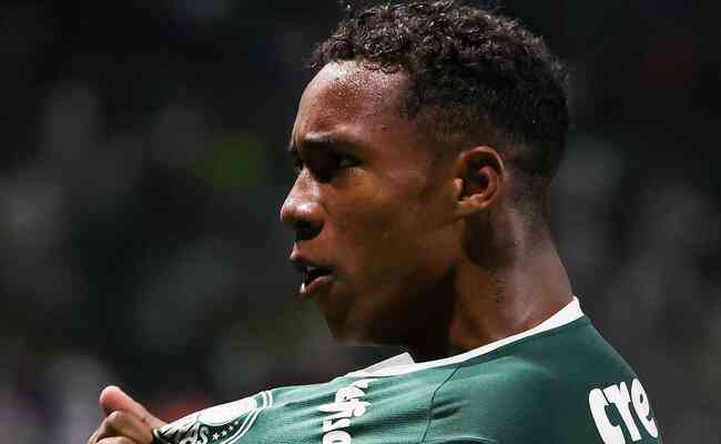 Kevin comemora gol do Palmeiras na Copinha