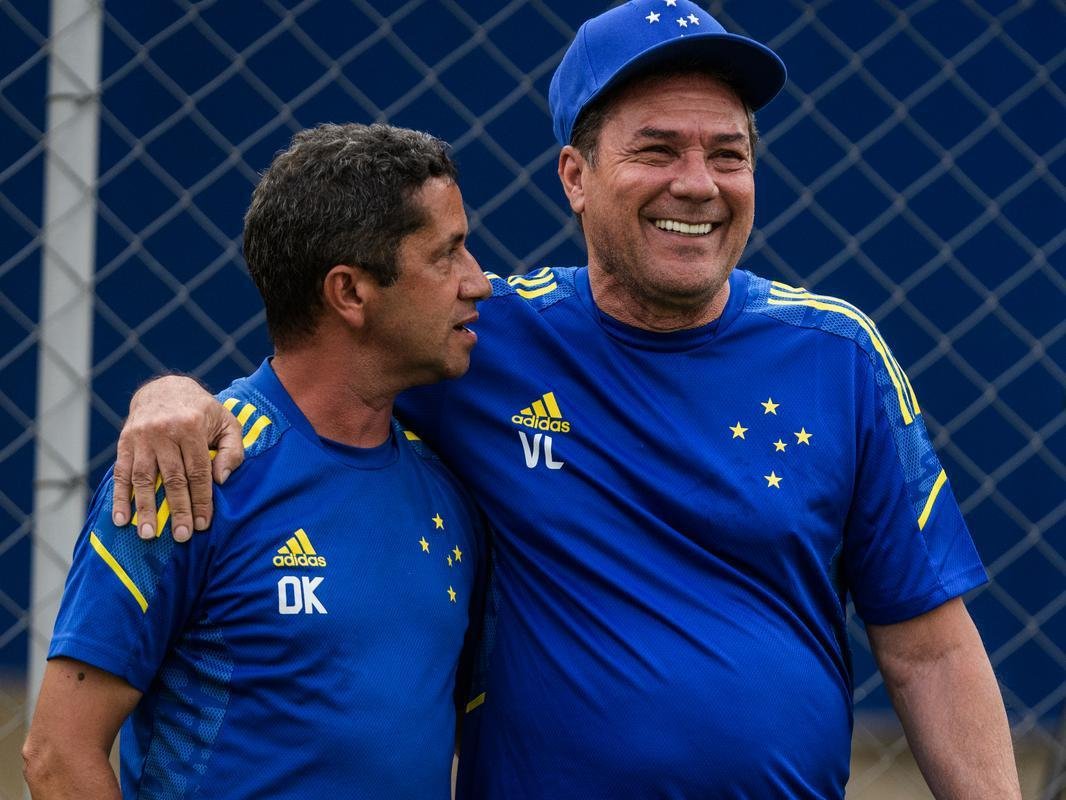 Fotos do treino do Cruzeiro na Toca da Raposa II nesta segunda-feira