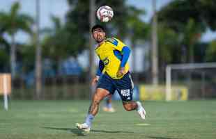 Fotos do treino do Cruzeiro nesta quinta-feira (6/5), na Toca da Raposa II