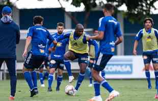 Imagens do primeiro treino do Cruzeiro antes do jogo contra o Cuiab, pela Srie B do Campeonato Brasileiro