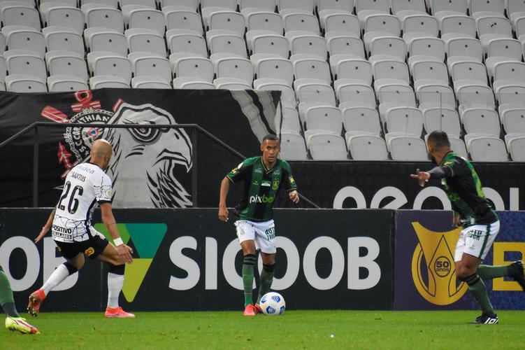 Fotos do empate por 1 a 1 entre Corinthians e América, no Itaquerão, em São Paulo, pela 21ª rodada da Série A do Brasileiro
