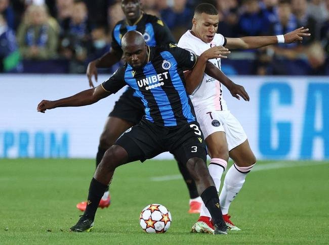 Fotos do empate por 1 a 1 entre Club Brugge e PSG, na Blgica, pela fase de grupos da Liga dos Campees. Time francs contou com Messi, Neymar e Mbapp.