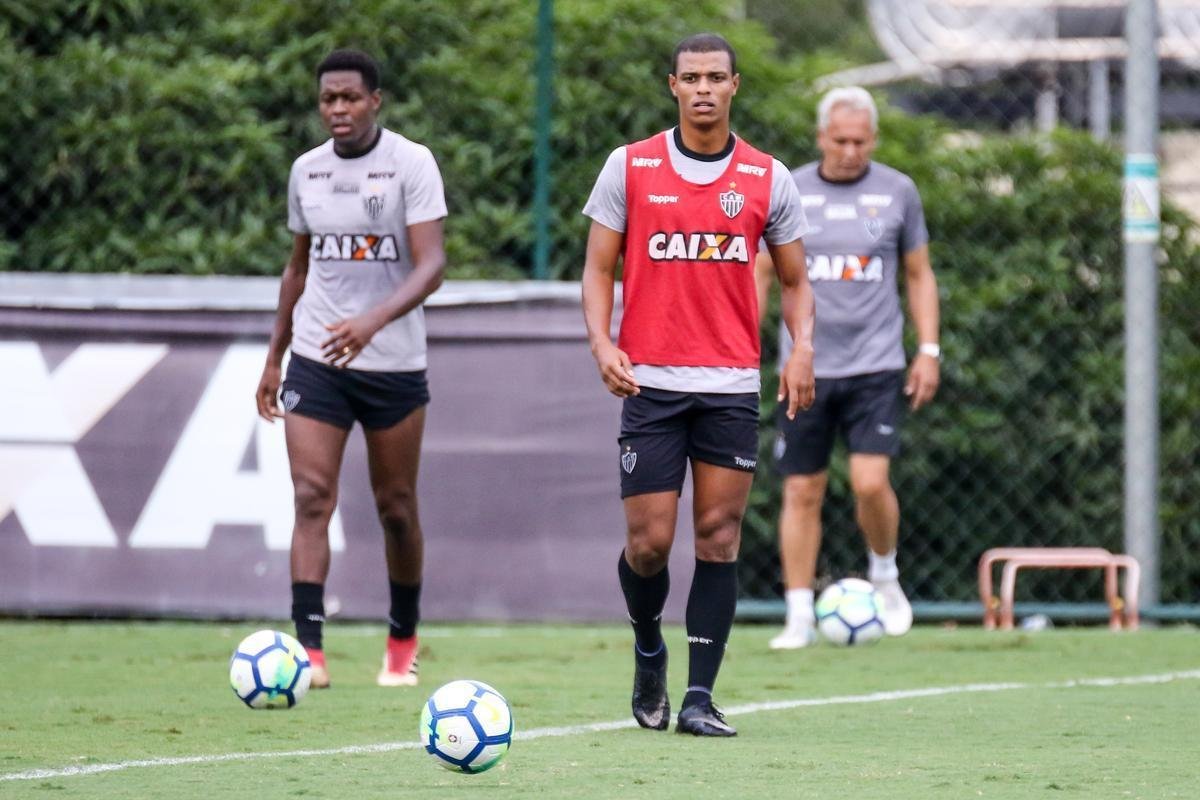 Jogadores do Atltico se reapresentaram na tarde desta segunda-feira aps vitria sobre o Cruzeiro