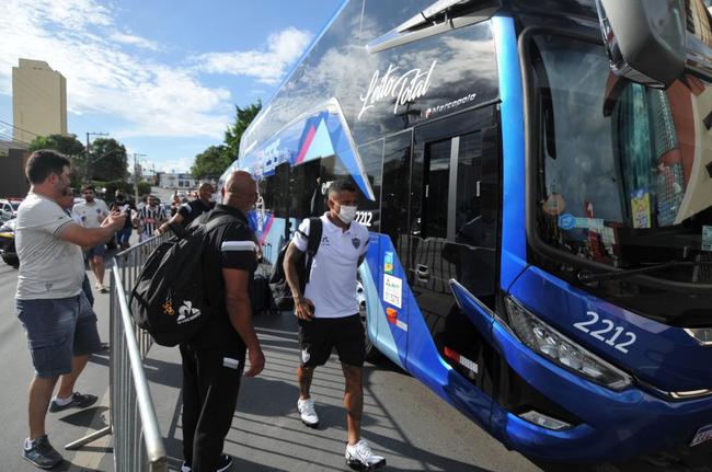Delegação alvinegra chegou a Cuiabá para final da Supercopa do Brasil entre Atlético e Flamengo