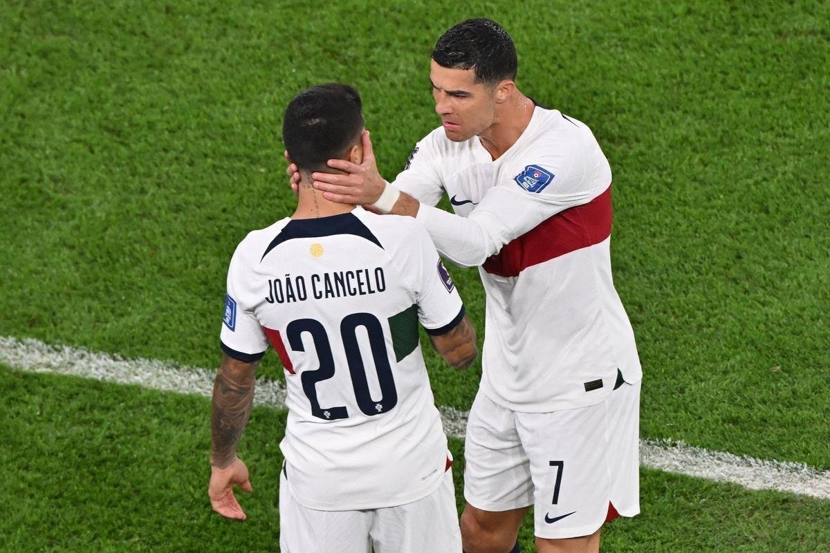 As reaes de Cristiano Ronaldo no banco e durante o jogo contra Marrocos pelas quartas de final da Copa do Mundo