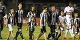 Atl�tico saiu atr�s, conseguiu virada com R�ger Guedes e Ricardo Oliveira, mas cedeu empate no Morumbi
