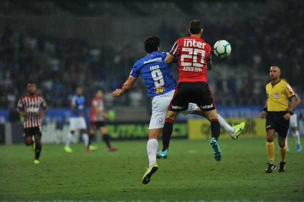 Fotos de Cruzeiro x So Paulo, no Mineiro, pela 26 rodada do Campeonato Brasileiro