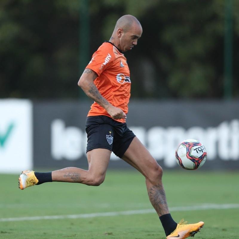 Com novo uniforme de treino, Atlético fechou nesta sexta-feira sua preparação para enfrentar o Athletic, às 19h deste sábado, no Independência, pela 11ª rodada do Campeonato Mineiro