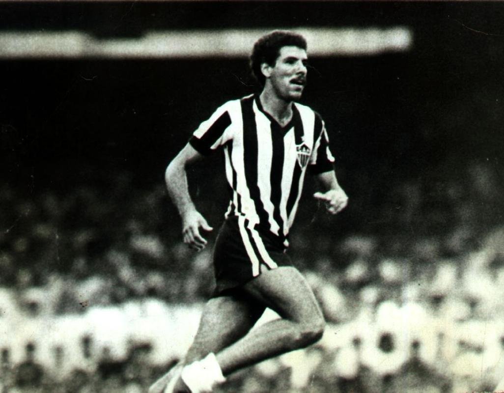 Toninho Cerezo (volante)