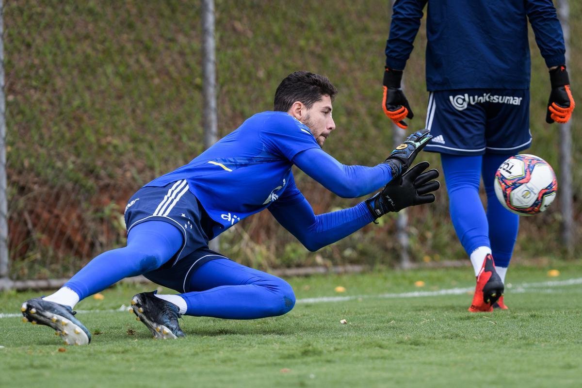 Treino do Cruzeiro nesta segunda-feira, na Toca da Raposa 2, em Belo Horizonte.