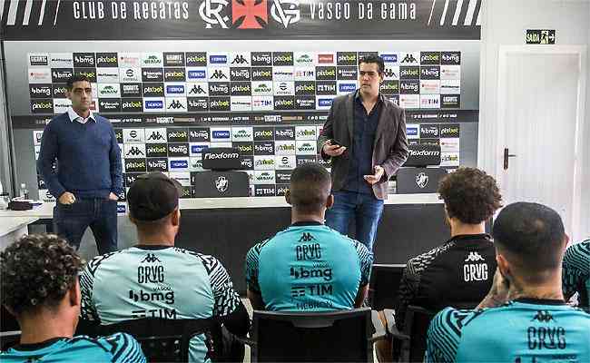 Novo diretor esportivo do Vasco, Paulo Bracks, ex-Amrica, foi apresentado