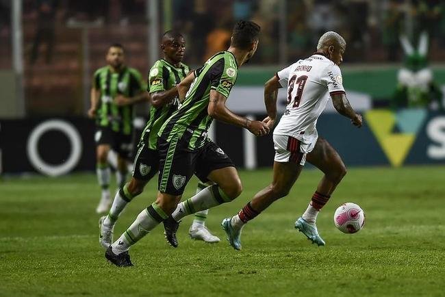 No Independncia, Flamengo vence Amrica por 2 a 1 em duelo pela 33 rodada do Campeonato Brasileiro 
