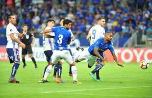 Fotos do duelo entre Cruzeiro e La U, no Mineiro, pelo Grupo 5 da Copa Libertadores