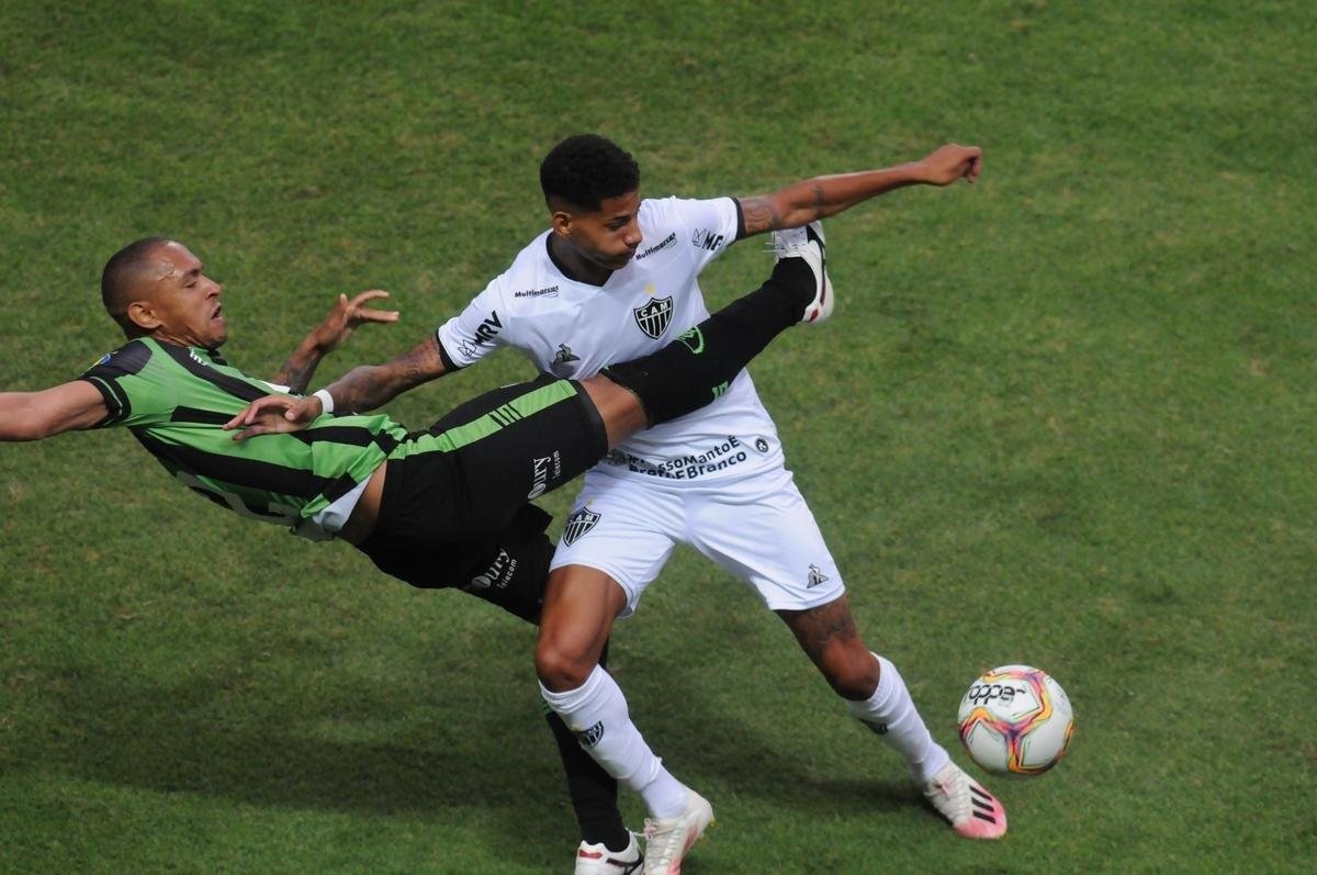 Fotos do clssico entre Amrica e Atltico, no Independncia, em Belo Horizonte, pela 10 rodada do Campeonato Mineiro. Jogo marcou o retorno dos dois rivais ao futebol em plena pandemia do novo coronavrus (Juarez Rodrigues/EM/DAPress)