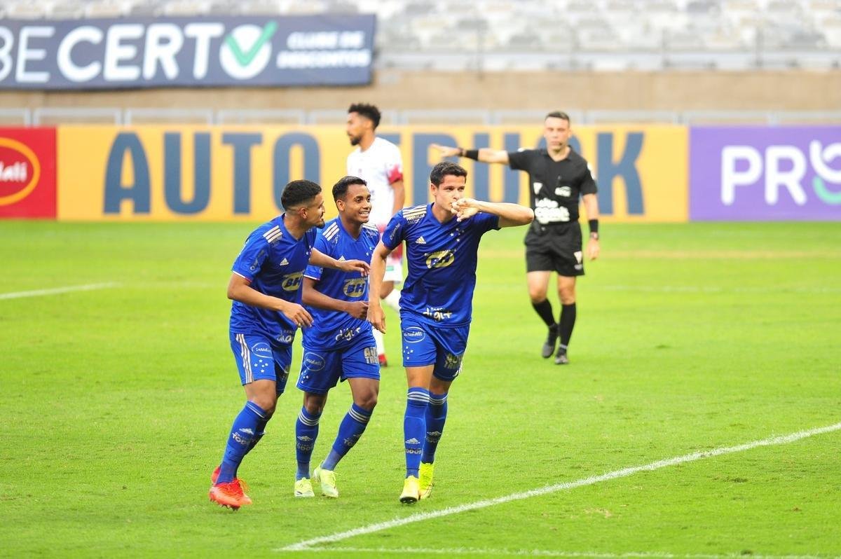 Cruzeiro x Patrocinense: veja fotos da partida pelo Mineiro