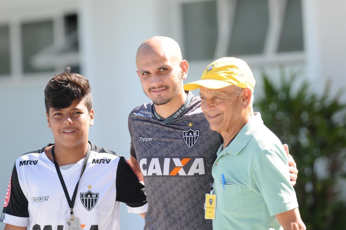 Imagens do treino na Cidade do Galo