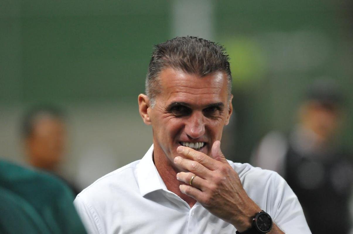 Fotos do jogo entre Amrica e Santa Cruz