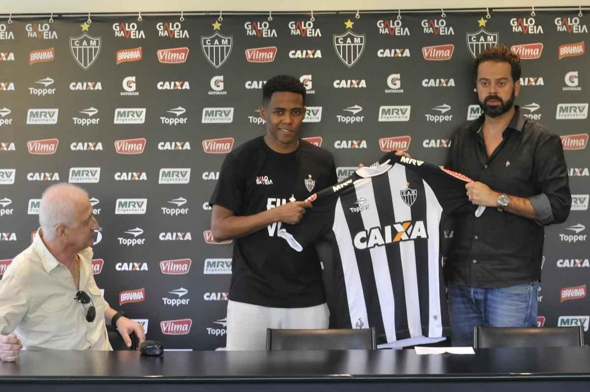 Elias foi apresentado no Galo e admitiu sonho de conquistar a Libertadores e de ir  Copa de 2018