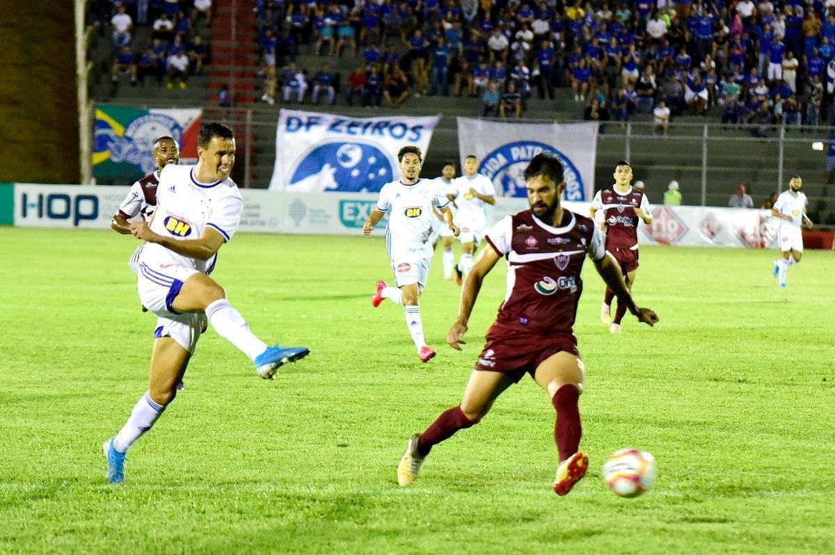 Cruzeiro buscou empate no fim da partida contra o Patrocinense 
