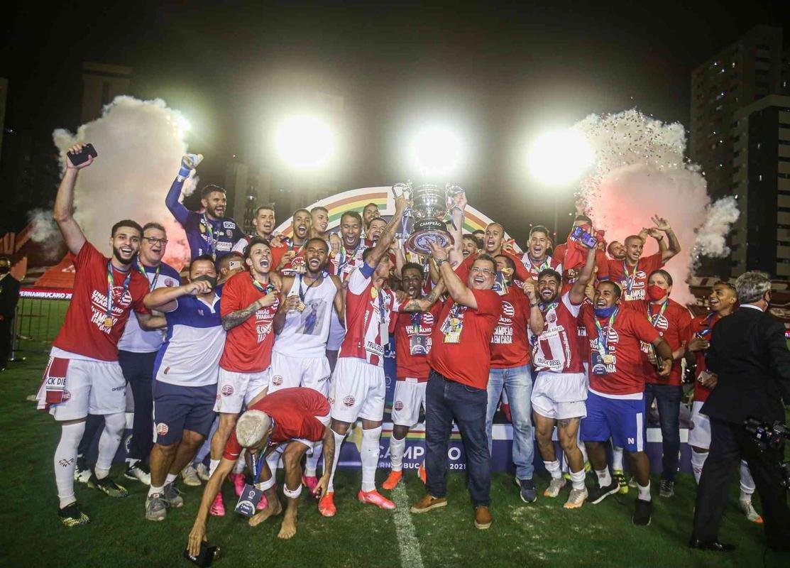 Nutico venceu o Sport nos pnaltis e ficou com a taa do Campeonato Pernambucano