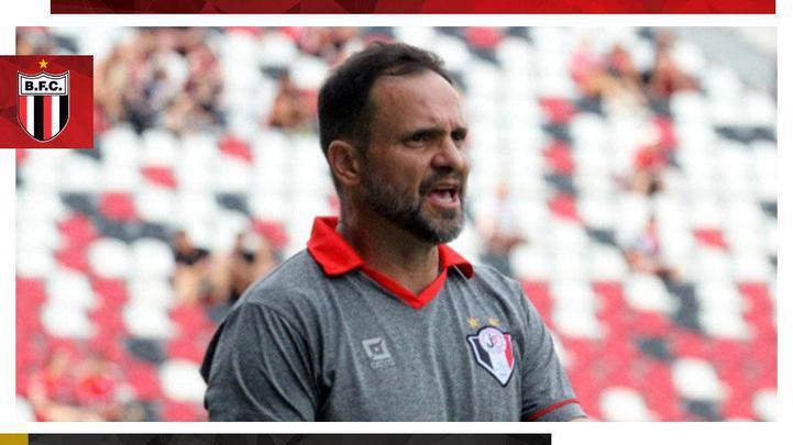 O Botafogo-SP anunciou a contratao do tcnico Wagner Lopes, que estava sem clube