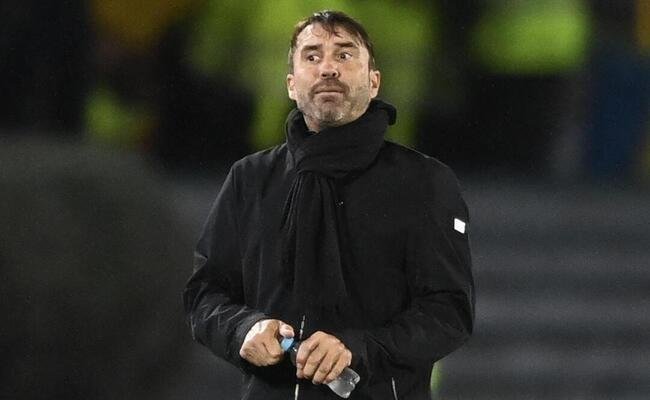 Coudet exalta elenco do Atlético: 'Fome de ganhar vai nos sustentar'