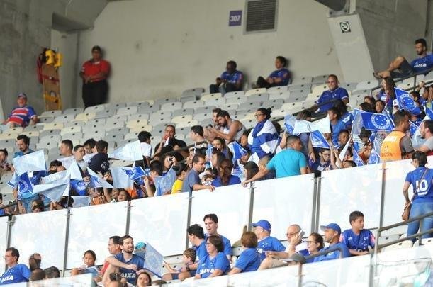 Fotos do jogo entre Cruzeiro e Atltico-PR, no Mineiro, pela 32 rodada do Brasileiro