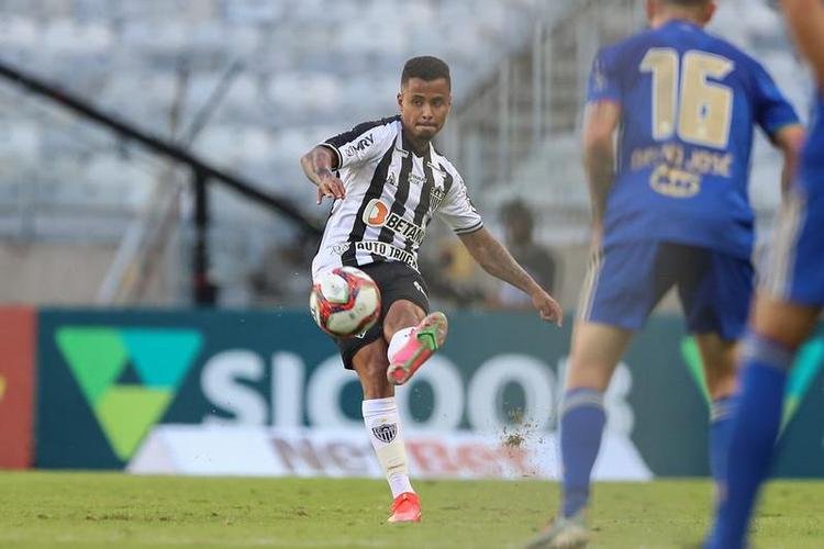 Fotos do clássico do centenário, entre Cruzeiro e Atlético, no Mineirão, em Belo Horizonte, pela nona rodada do Campeonato Mineiro