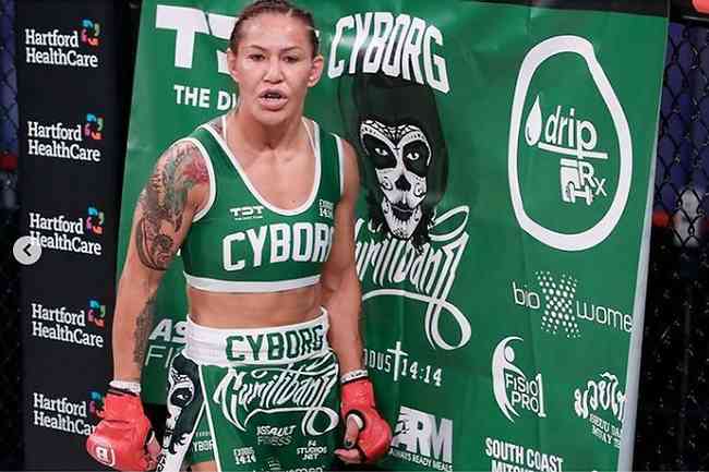 Cyborg defendeu o cinturo duas vezes no Bellator e est na mira de vrias concorrentes