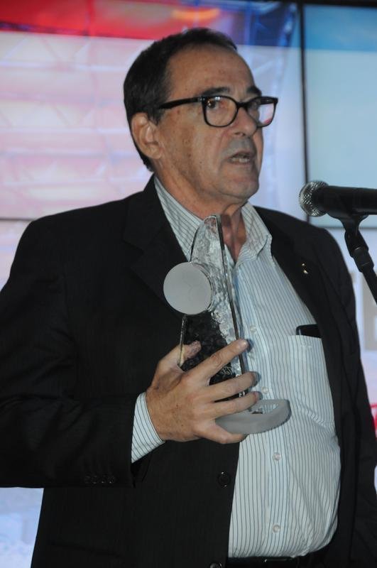 Trofu Tel Santana teve a 17 edio e premiou destaques do esporte mineiro em cerimnia no Mineiro