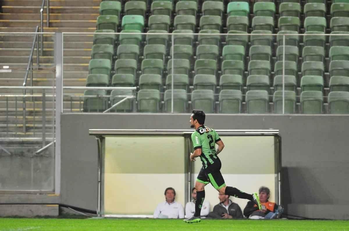 Amrica e Figueirense se enfrentaram, no Independncia, pela 16 rodada da Srie B do Brasileiro