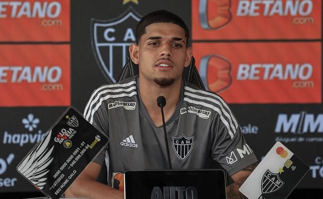 Rubens vê Atlético fazendo