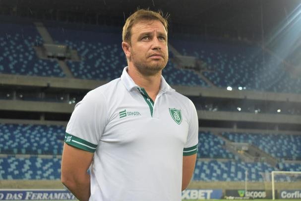 América e Cuiabá se enfrentaram na Arena Pantanal, pela Série B