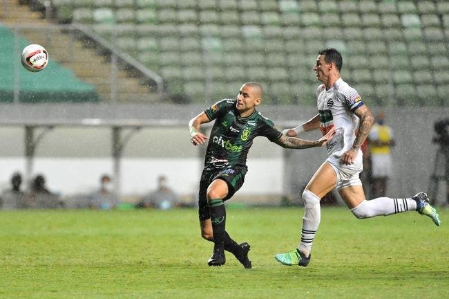 Fotos de Amrica x Athletic, no Independncia, pelo Campeonato Mineiro