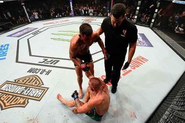 Veja imagens da fantástica luta entre Conor McGregor e Nate Diaz