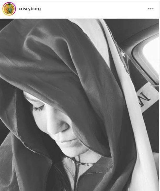 Cris Cyborg postou foto de luto; manifestaes de esportistas bolsonaristas aps a vitria de Lula, presidente eleito do Brasil