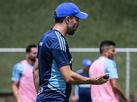Cruzeiro tentar primeira vitria como mandante em jogo longe de BH