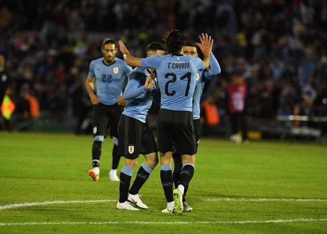 Arrascaeta, do Cruzeiro, marcou primeiro gol do Uruguai em vitria sobre Uzbequisto, em Montevidu