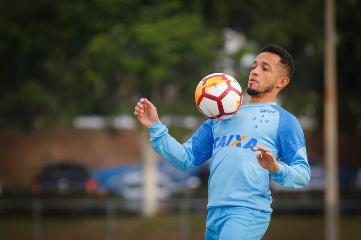 Imagens do treinamento do Cruzeiro s vsperas de duelo contra o Cear, pelo Brasileiro