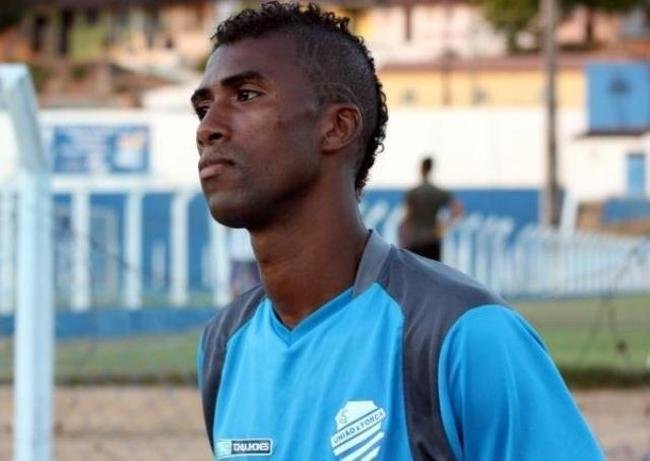 Leandrinho (lateral-direito) - contratado ao CSA-AL, fez apenas duas partidas pelo Cruzeiro em 2013. Seu ltimo clube foi o Unio Rondonpolis, do Mato Grosso.