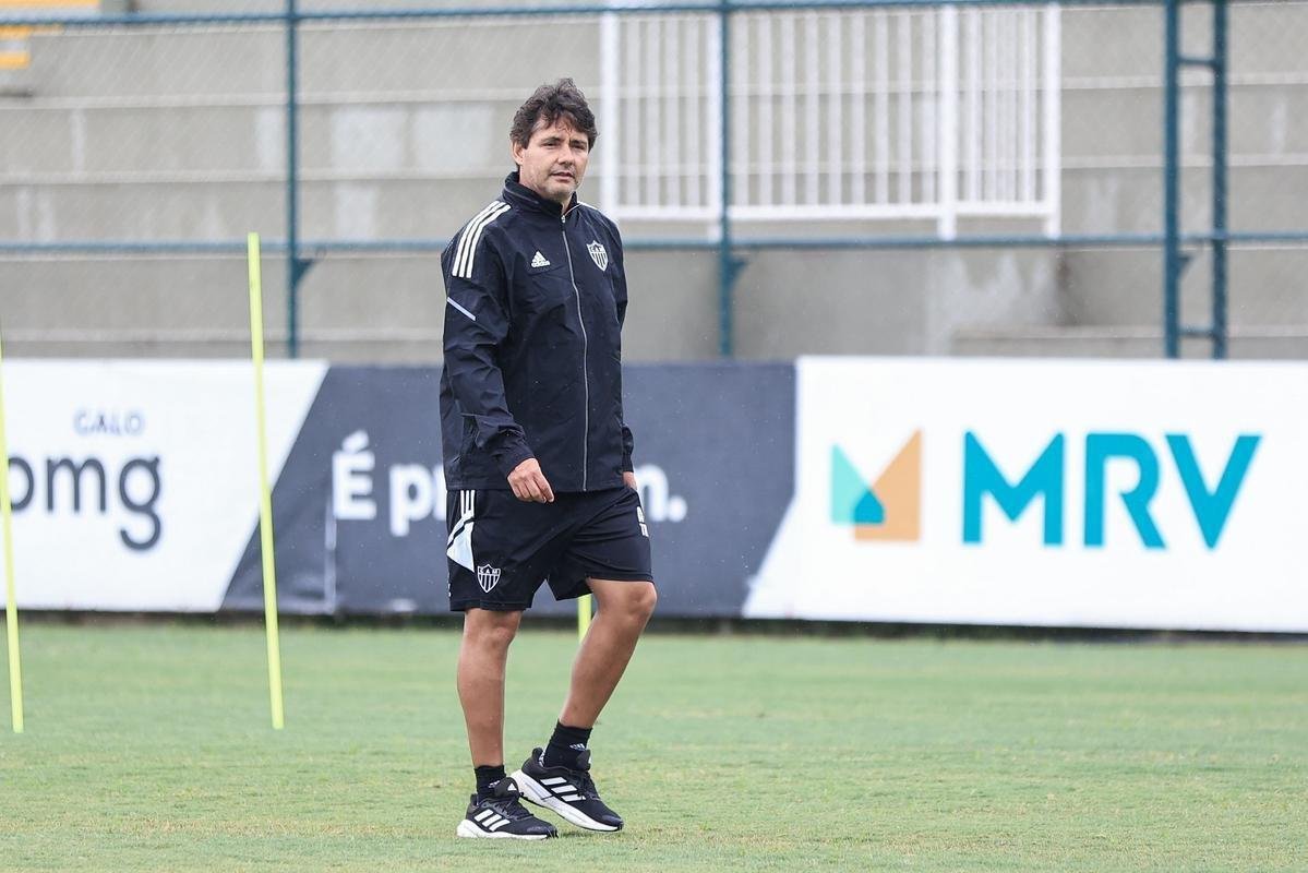 Veja fotos do primeiro dia de pr-temporada do Atltico