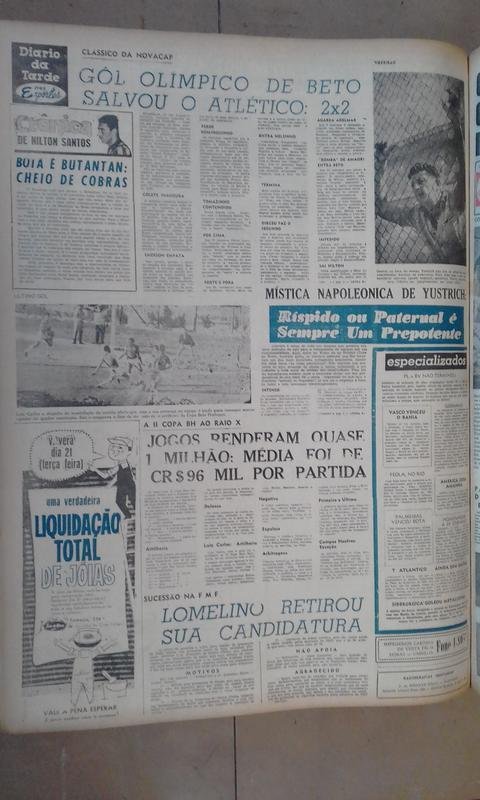 Em 1960, ano de fundao de Braslia, o ento presidente Juscelino Kubitschek convidou os dois clubes para um amistoso no acanhado Estdio Israel Pinheiro, com campo de terra, para celebrar a 'paz' entre os rivais, que haviam rompido em 1958. O nico clssico fora de Minas em territrio brasileiro terminou com empate por 2 a 2. O jornal Estado de Minas registrou o fato indito.