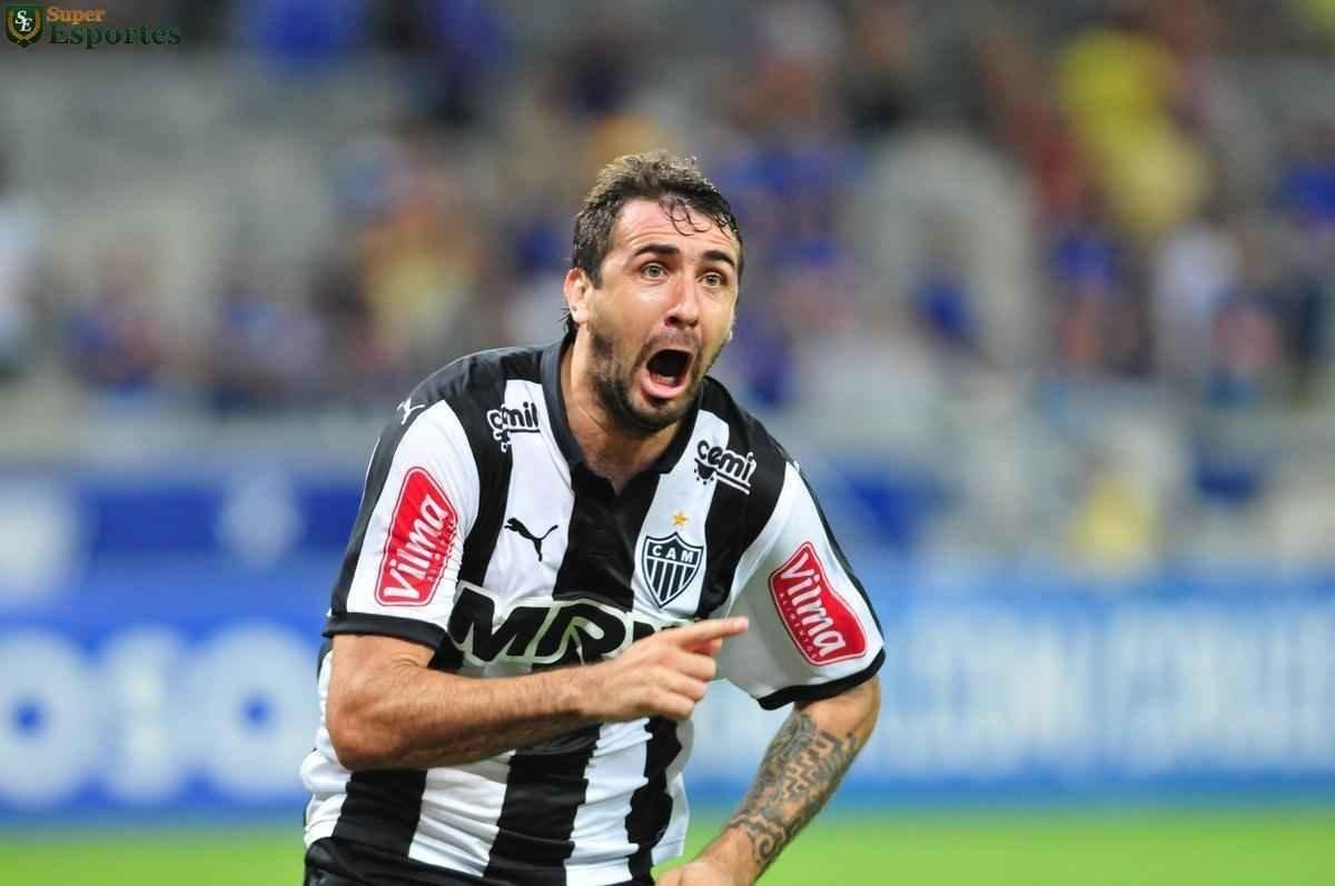 No ltimo clssico no novo Mineiro, as duas equipes faziam o segundo jogo da semifinal do Mineiro %u2013 a Caldense havia feito a melhor campanha na primeira fase e impediu que a dupla chegasse junta  deciso. Aps empate por 1 a 1 no Independncia, a Raposa saiu na frente com gol do uruguaio De Arrascaeta, mas o argentino Lucas Pratto virou o placar e garantiu o Galo na deciso em que venceria a equipe de Poos de Caldas.