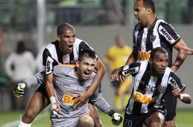 No dia 30 de maio de 2013, Victor salvou o Atlético da eliminação na Libertadores. Depois, clube se tornaria o campeão