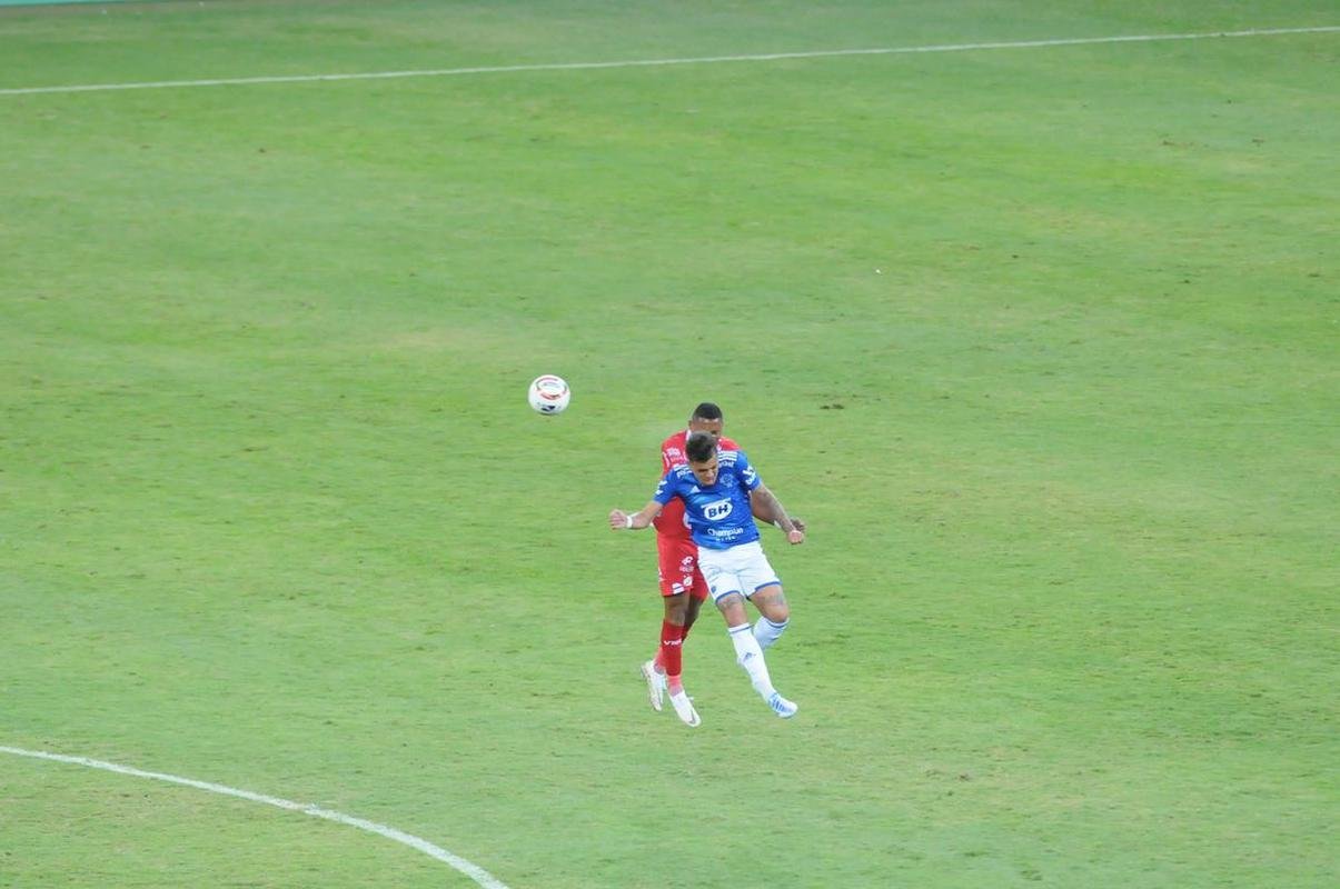 Fotos do jogo entre Cruzeiro e Vila Nova, no Mineiro, pela 15 rodada da Srie B