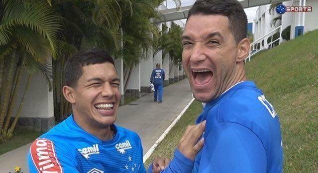 Cruzeirenses invadem internet para zoar atleticanos por vexame na Primeira Liga