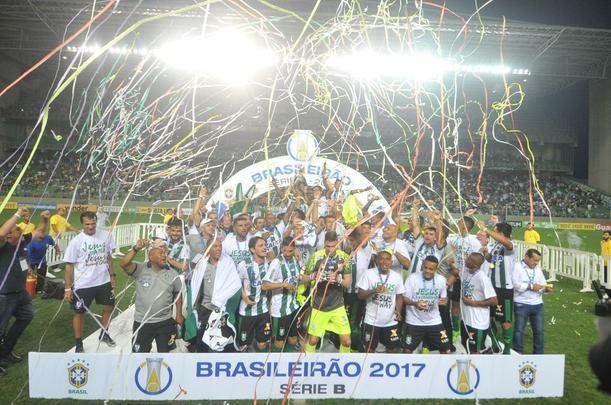 Festa do Amrica e da torcida no Independncia com o bi da Srie B em 2017