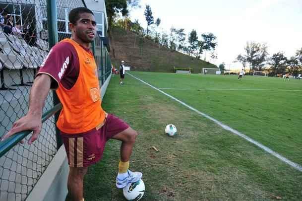 Jnior Csar - Saiu do Galo em fevereiro de 2014, quando retornou para o Botafogo. Depois, passou por Itabora e Mageense. Abandonou os gramados em 2018. Hoje, mora em Mag, no RJ
