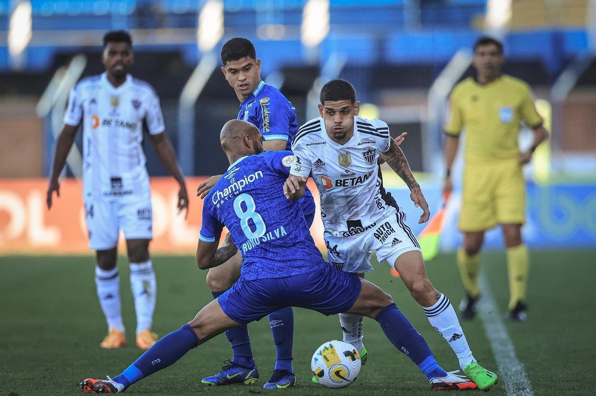 Fotos do jogo entre Ava e Atltico, na Ressacada, pela 27 rodada do Campeonato Brasileiro